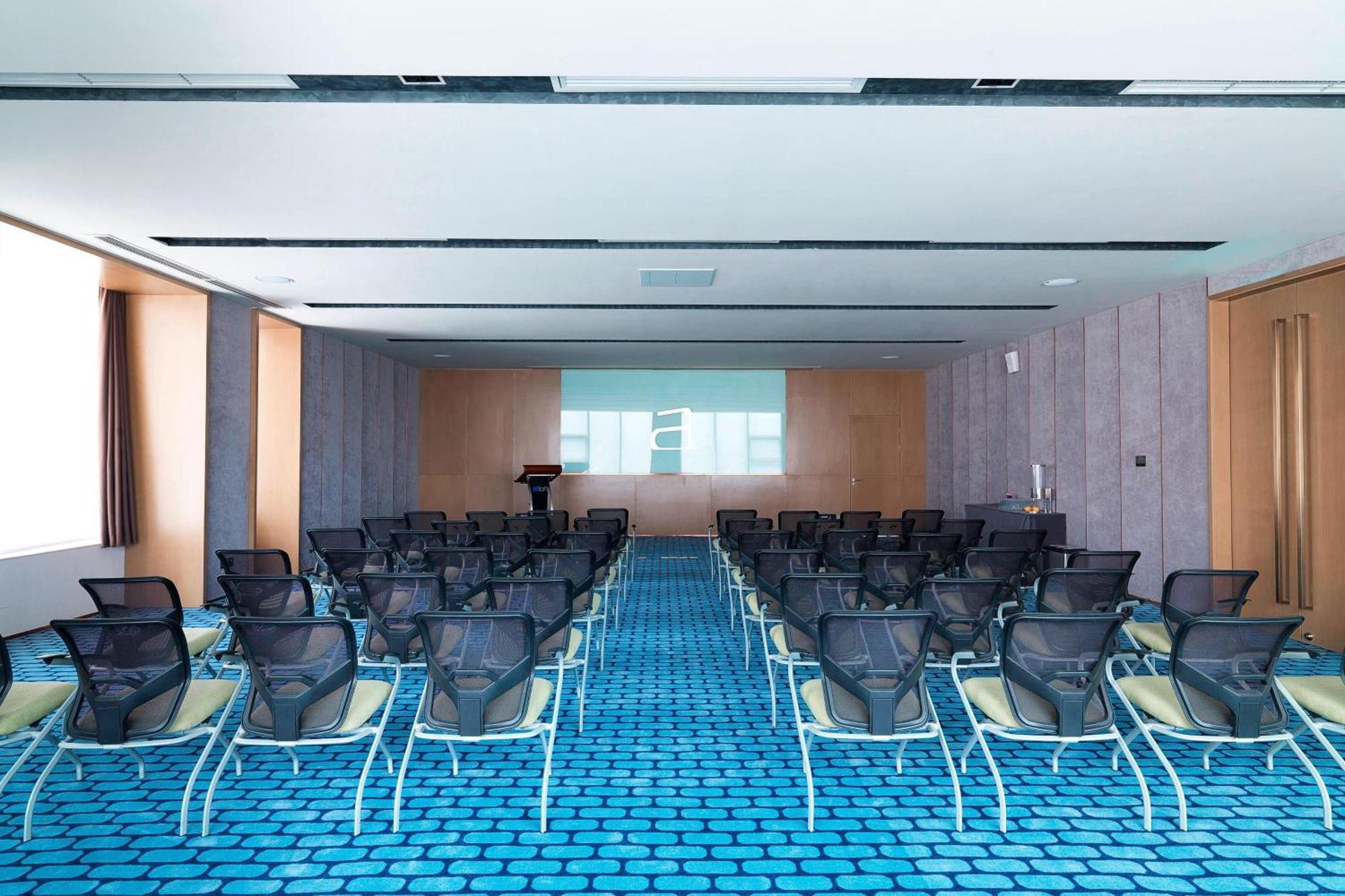 Aloft Dalian Hotell Eksteriør bilde